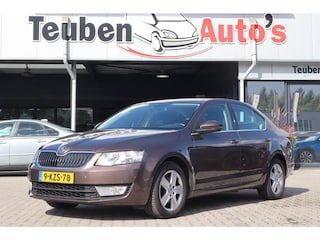 Skoda Octavia 1.2 TSI Greentech Ambition | Automaat | Multimedia | Trekhaak | Onderhouden