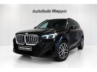 BMW X1 xDrive23i M-Sport*DrivingPro*360-Camera*Trekhaak*Head-up*LED