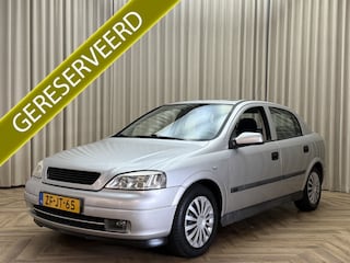 Opel Astra 1.6-16V Centennial Org.NL! / Automaat / Schuifdak / Sportstoelen / Bluetooth / Elektrische Ramen