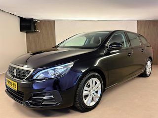 Peugeot 308 SW 1.2 PureTech Active Trekhaak, All Season banden, Camera, Stoel verwarming