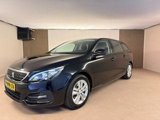 Peugeot 308 SW 1.2 PureTech Active Trekhaak, All Season banden, Camera, Stoel verwarming