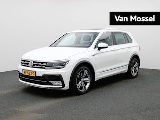 Volkswagen Tiguan 2.0 TSI 4Motion Highline 220 PK| Origineel Nederlands | 1e Eigenaar | Dealeronderhouden | R-Line In- En Exterieur | Trekhaak | Panoramadak | Navigatie Pro | Stoelverwarming