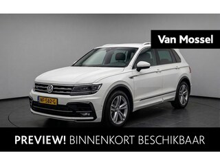 Volkswagen Tiguan 2.0 TSI 4Motion Highline 220 PK| Origineel Nederlands | 1e Eigenaar | Dealeronderhouden | R-Line In- En Exterieur | Trekhaak | Panoramadak | Navigatie Pro | Stoelverwarming