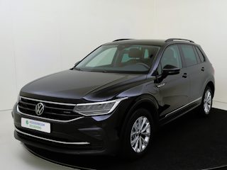 Volkswagen Tiguan 1.4 TSI eHybrid Life Business | SoH 95% | Achteruitrijcamera | Digital cockpit Pro | Keyless | Adaptieve cruise control | Dodehoekdetectie | Navigatie | Sfeerverlichting | Elektrische kofferklep |