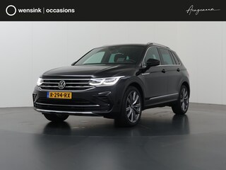 Volkswagen Tiguan 1.5 TSI Elegance | Elektr. Trekhaak | Lederen bekleding | Adaptieve Cruise Control | IQ Light |