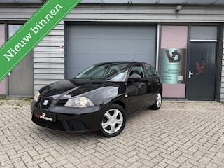 Seat Ibiza 1.4-16V Airco 15inch Carplay Android APK 1 Jaar