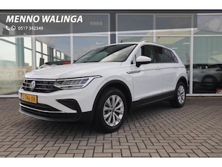 Volkswagen Tiguan 1.5 TSI Life Business|Panorama|ACC|Digital display|