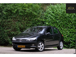 Peugeot 206 1.6-16V Gentry Premium / NWE Apk