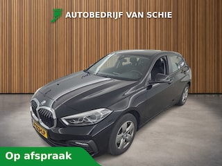 BMW 118i Business Edition 1e-Eig. & Dealer-Onderh. BOVAG-Garantie. NL-Auto.