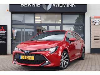 Toyota Corolla Touring Sports 1.8 Hybrid Dynamic Trekhaak | All Seasons | Carplay | Stoelverwarming