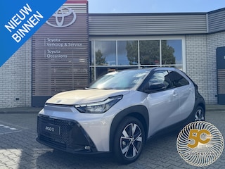 Toyota Aygo Hybrid 115 pulse NIEUW DIRECT LEVERBAAR! PARK-SENSOREN KEYLESS CLIMA AD-CRUISE 17'' LM-VELGEN APPLE/ANDROID CAMERA LED PRIVACY GLASS