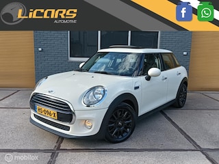 Mini Cooper 5-Deurs 1.5 panorama/navi/all season