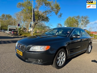 Volvo S80 2.0 T Limited Edition / airco / cruise.control / navigatie / leder / trekhaak / elek.pakket / dealer.onder. / nap....