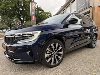 Renault Espace E-Tech full hybrid 200 techno 7p.