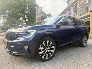 Renault Espace E-Tech full hybrid 200 techno 7p.