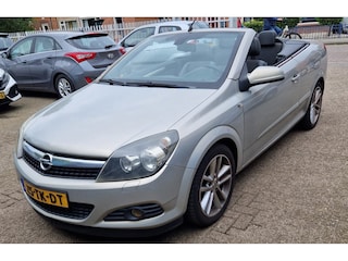 Opel Astra TwinTop 1.8 Cosmo