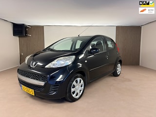 Peugeot 107 1.0-12V XS Airco, All Season Banden