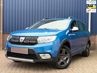 Dacia Logan 0.9 TCe Stepway AUTOMAAT Navigatie, Airco NL auto