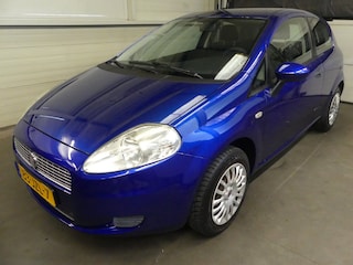 Fiat Punto Evo 1.2 Active - Airco - Weinig Km Nap - 1e Eigenaar