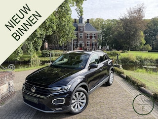 Volkswagen T-Roc 1.5 TSI Sport | DSG | Keyless | Camera | Viritual Cockpit | Blind Spot |