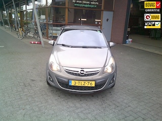 Opel Corsa 1.4-16V Cosmo