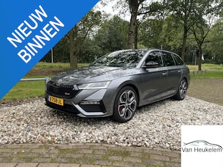 Skoda Octavia Combi 2.0 TSI 245PK RS | PANO | 19" ALTAIR VELGEN | SUNSET | FULL LED