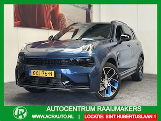 Lynk & Co 01 1.5 6.6kW MY 2023 ZWARTE HEMEL 360 CAMERA ADAPTIVE CRUISE CONTROL PANORAMA SCHUIF/KANTELDAK APPLE CARPLAY/ANDROID RIJSTROOKSENSOREN ZEER MOOI !!