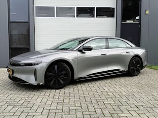 Lucid Air 819pk AWD Aut