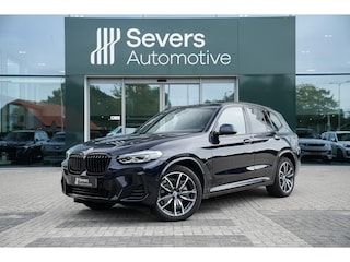 BMW X3 xDrive20i Business Edition Plus l M sportpakket l Panoramadak l  Trekhaak elektrisch uitklapbaar l Verwarmd stuurwiel l