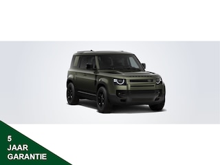 Land Rover Defender 110 2.0 P300e 110 Forest Edition | Direct uit voorraad leverbaar | Cold Climate Pack | Panoramisch schuifdak | Woolstone Green metaallak | 5 jaar garantie