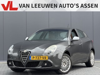Alfa Romeo Giulietta 1.4 T Distinctive | Nieuwe APK | Leder | Cruise |