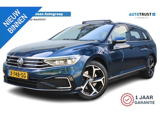 Volkswagen Passat Variant 1.4 TSI PHEV GTE Business 218 pk | Incl. 12 maanden Garantie | SoH 87% | 1e Eigenaar | Panorama dak | Stoelmassage | Wegklapbare trekhaak | Stoelverwarming | Achteruitrijcamera | Adaptive cruise | Apple CarPlay/Android Auto | Navigatie | Elektrische kofferbakklep | Draadloze telefoonlader | Keyless entry/start |