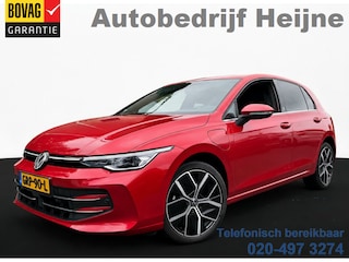 Volkswagen Golf 1.5 eHybrid 204PK PHEV 50 JAREN EDITIE CAMERA/ALCANTARA/TREKHAAK/HEAD-UP