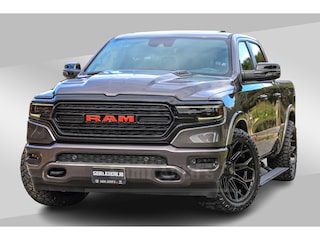 Dodge Ram MARGE + INCL BPM | LIMITED RED LINE 5.7 V8 HEMI | VIRTUAL | HUD | BOM EN BOM VOL | LUCHTVERING | 4X4 | CREWCAB DC | 5 PERSOONS BEDRIJFSAUTO | DUBBELE CABINE | LET OP: MARGE BTW VRIJ EN BPM IS BETAALD !