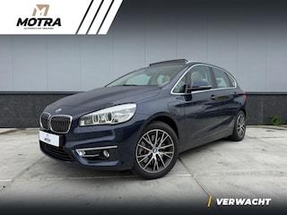 BMW 2-serie Tourer 225xe High Executive | Trekhaak | Panorama | Harman-Kardon | Stoelverwarming | Camera
