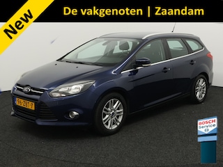 Ford Focus Wagon 1.0 EcoBoost Edition Plus Bluetooth, Cruise control, Parkeersensor achter, Verwarmde voorruit, Binnenspiegel automatisch dimmend, Een comfortabele en praktische stationwagen die veel ruimte en gebruiksgemak biedt. Dankzij het ruime interieur en de grote bagageruimte is deze Focus ideaal voor dagelijks gebruik.