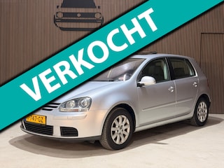 Volkswagen Golf 1.6 FSI Turijn Automaat/Xenon/schuif-kantel dak/Navi/Trekhaak