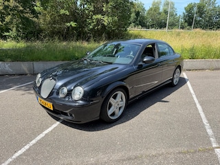 Jaguar S-type 4.2 V8 R S/C opknapper / onderdelen / cross I race I geen apk!