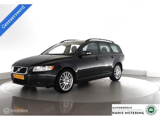 Volvo V50 - 2.0 Edition II youngtimer|leer|cruise|trekhaak|nav|ecc|lmv17.
