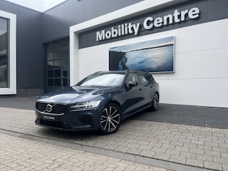 Volvo V60 T6 AWD + Dark | Harman & Kardon audio | Elektrisch bedienbare trekhaak | Memory