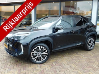 Toyota Yaris Cross 1.5 Hybrid Executive | TREKHAAK | ALL-SEASON | JBL
