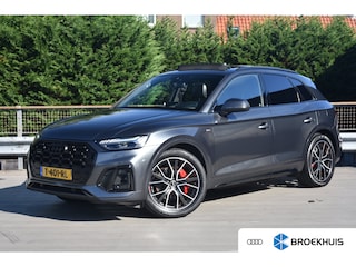 Audi Q5 55 TFSIe 367PK S edition Competition | S-Line in- en exterieur | Schuif-kanteldak | Premium Audio | Stoelverwarming voor en achter | Dode-hoek detectie | Luchtvering