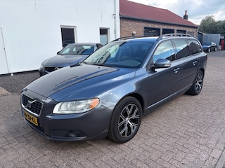 Volvo V70 2.5T Momentum Leder Trekhaak