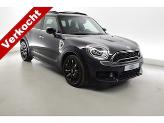 Mini Countryman 2.0 Cooper SE ALL4-PANORAMA-LEDER-HARMANKARDON-CAMERA , schuifdak/ pano, stoelverwarming, elec stoelverst met geheugen, elec koffersluiting, privacyglas, Harman Kardon, cruise, lederbekleding, keyless entry, camera achter, pdc