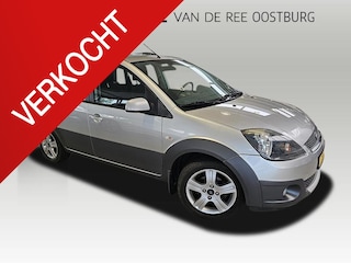 Ford Fiesta 1.4-16V Crossroad