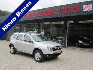 Dacia Duster 1.2 TCe 4x2 Lauréate zeer nette auto met trekhaak