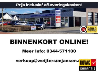 BMW X3 xDrive20i Panoramadak / Xenon / Navigatie / BMW LM velg V-spaak