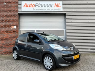 Peugeot 107 1.0-12V XS! 5-Deurs! Airco! Nieuwe APK!