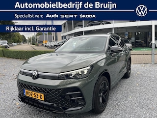 Volkswagen Tiguan 1.5 eTSI 150pk DSG R-Line (Trekhaak,Camera,IQ,Harman)