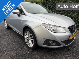 Seat Ibiza SC 1.6 Stylance | Navi | Airco | Cruise Control | LMV | Elekt. Ramen | Privacy Glass | Nieuwe APK!